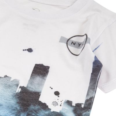 Mini boys white Manhattan print t-shirt